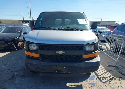 2015 Chevrolet Express 2500 Ls из США, поврежденный, VIN 1GAWGPFF2F1282132